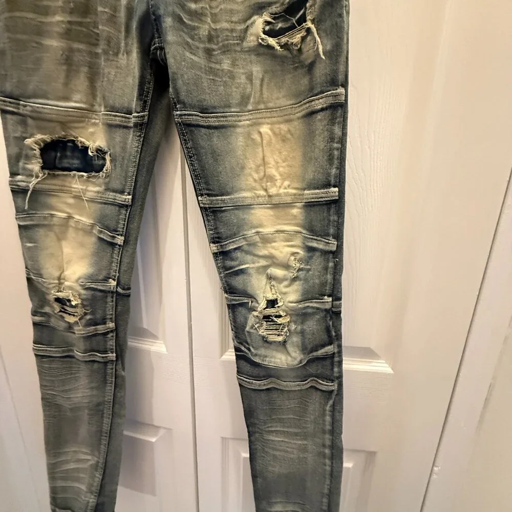 TAKER Blue Distressed Men's Jeans 30x32  (32 inseam/ 30 waist measured) stretch - Picture 12 of 15